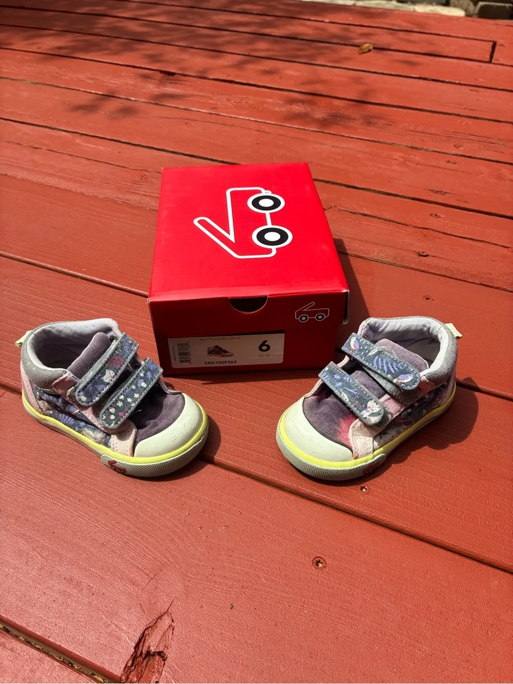 See Kai Run Toddler Purple Floral Velcro Sneakers size 6